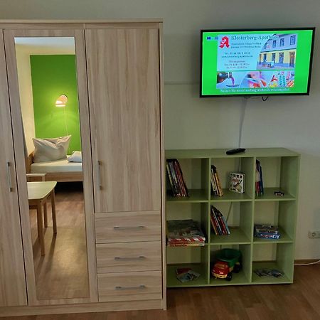 Ferienwohnung Morgensonne Am Kurpark Bad Berka - Parkplatz - Spielplatz - Wlan - 2 Schlafzimmer エクステリア 写真